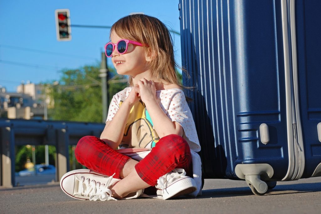 girl, suitcase, vacation